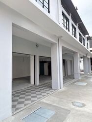 Sims Avenue (D14), Shop House #607310611